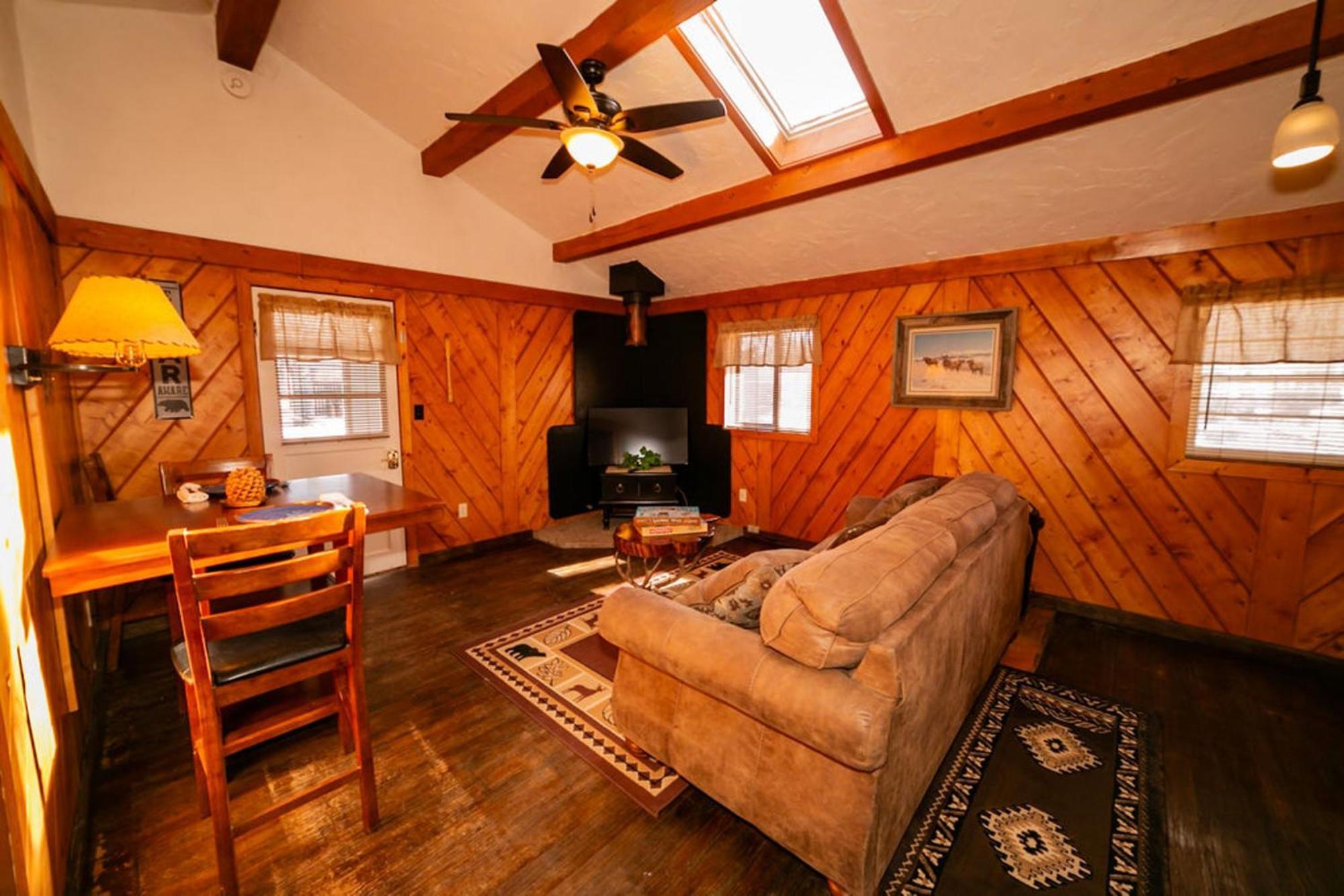 Chinook Winds Lodge Dubois Esterno foto